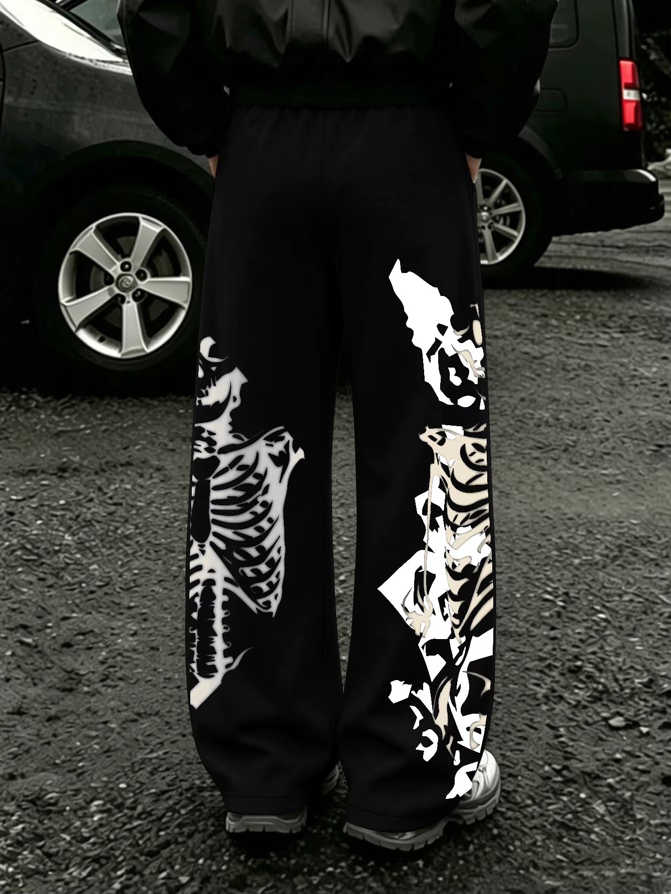 Men's Gothic Skeleton Ribcage Graphic Baggy Sweatpants - Stylish Loose Fit Drawstring Joggers in Black and Grey